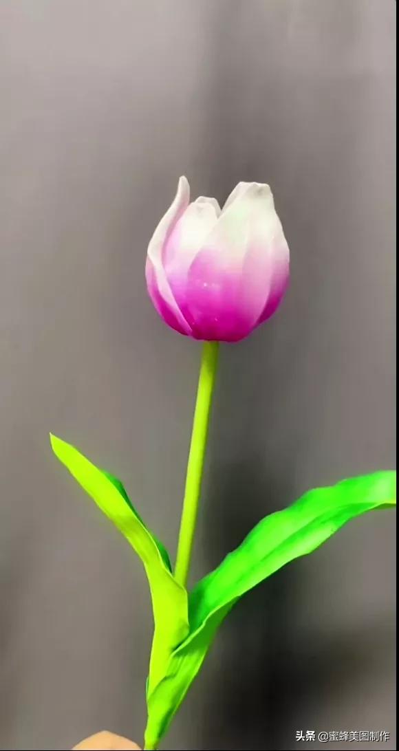 高手在民间根雕做得栩栩如生,看起来很牛逼的手工制作