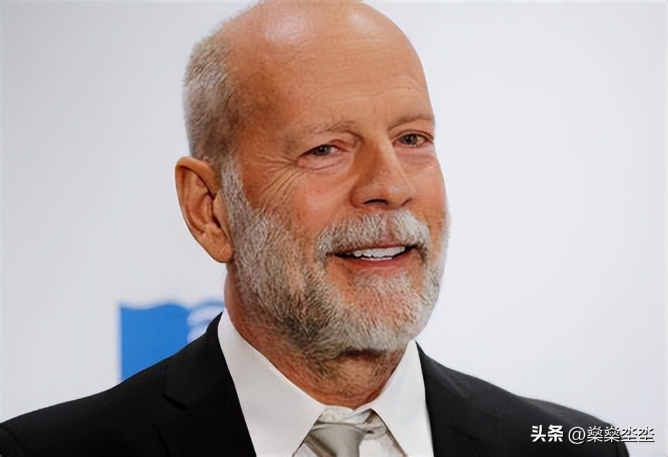 好莱坞硬汉布鲁斯威利斯告别影坛,布鲁斯威利斯烂片