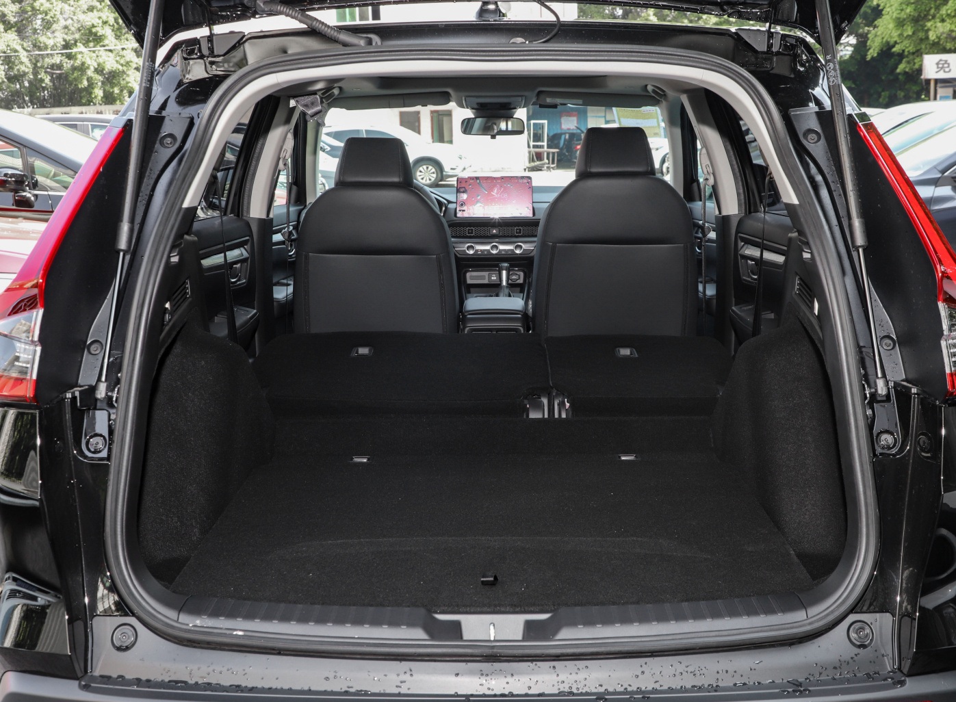 本田crv两驱锋尚版5座自驾,crv两驱锋尚5座10万三年免息