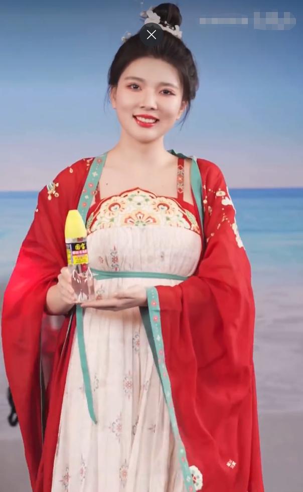 大胆椰树！谁给你胆子搞擦边的？哦，是我们呀…