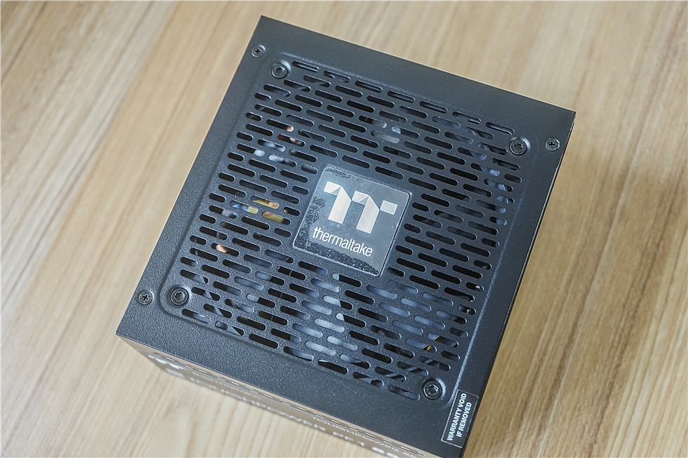 5800X+6600+钢影PF1+飓风S240水冷+阿帕奇机箱的TT半全家桶装机