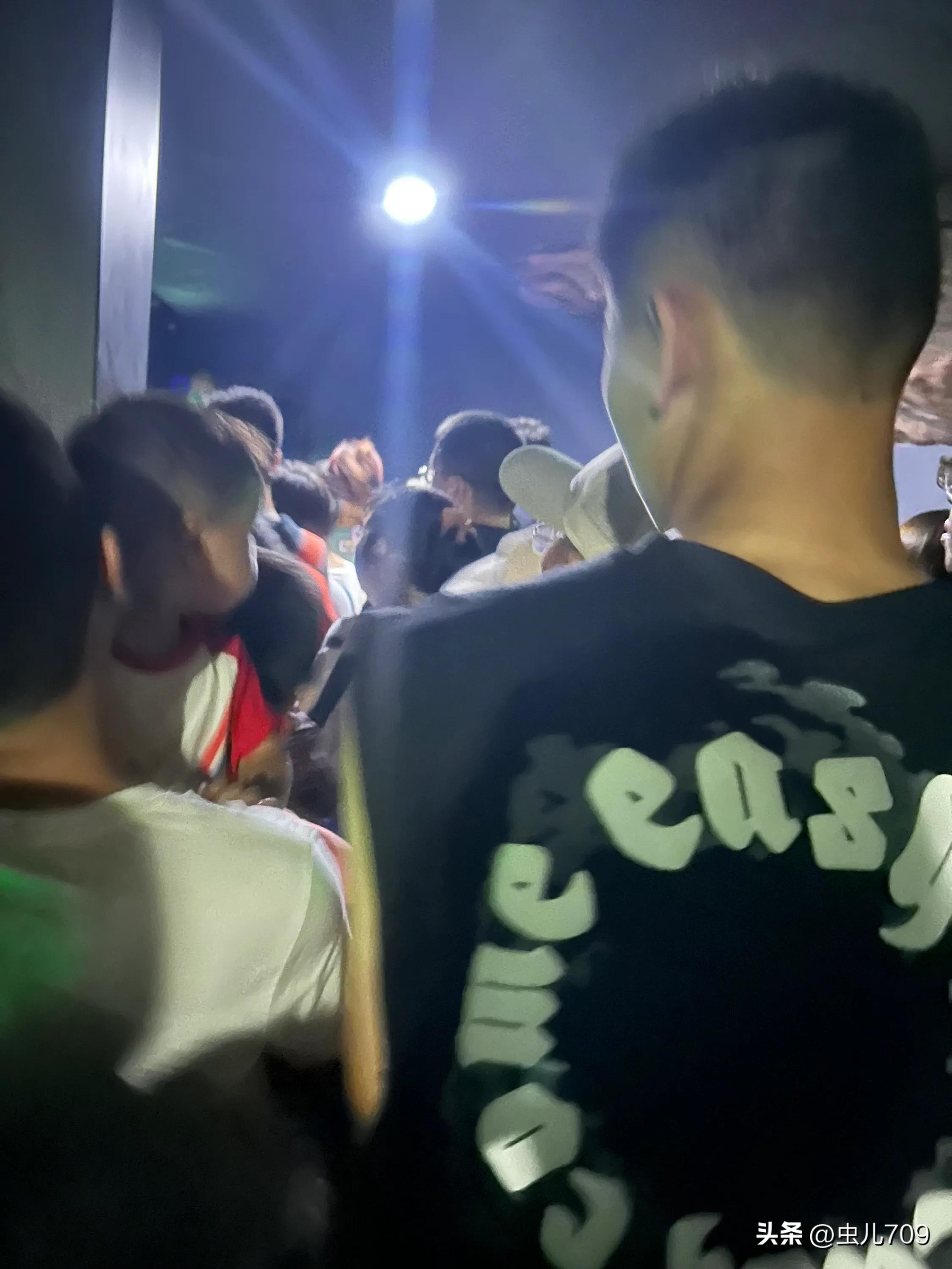 青岛海底世界视频,青岛海底世界和极地海洋世界