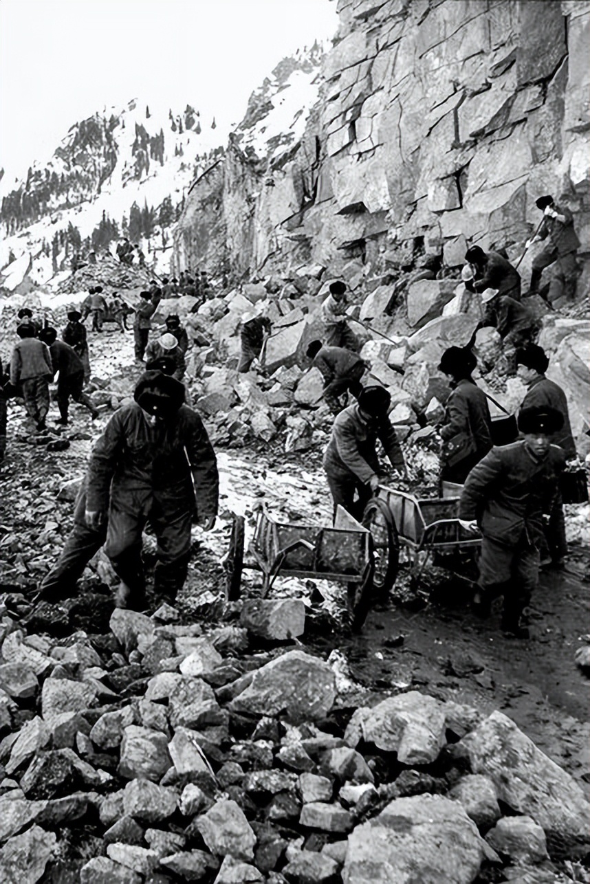 最美公路独库通车仪式,官宣独库公路2021年开通时间