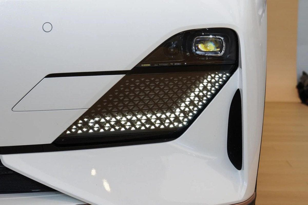 16.89万起售的深蓝SL03，瞄准20万级合资车型，真合用户胃口吗？