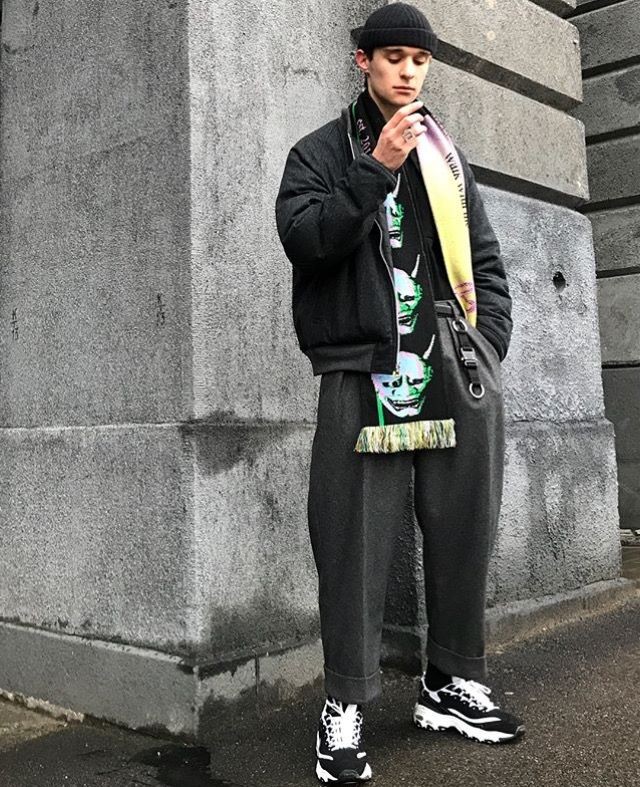 学会这些穿搭技巧你也能秒变男神,穿衣配色要记牢搭配瞬间变时髦男