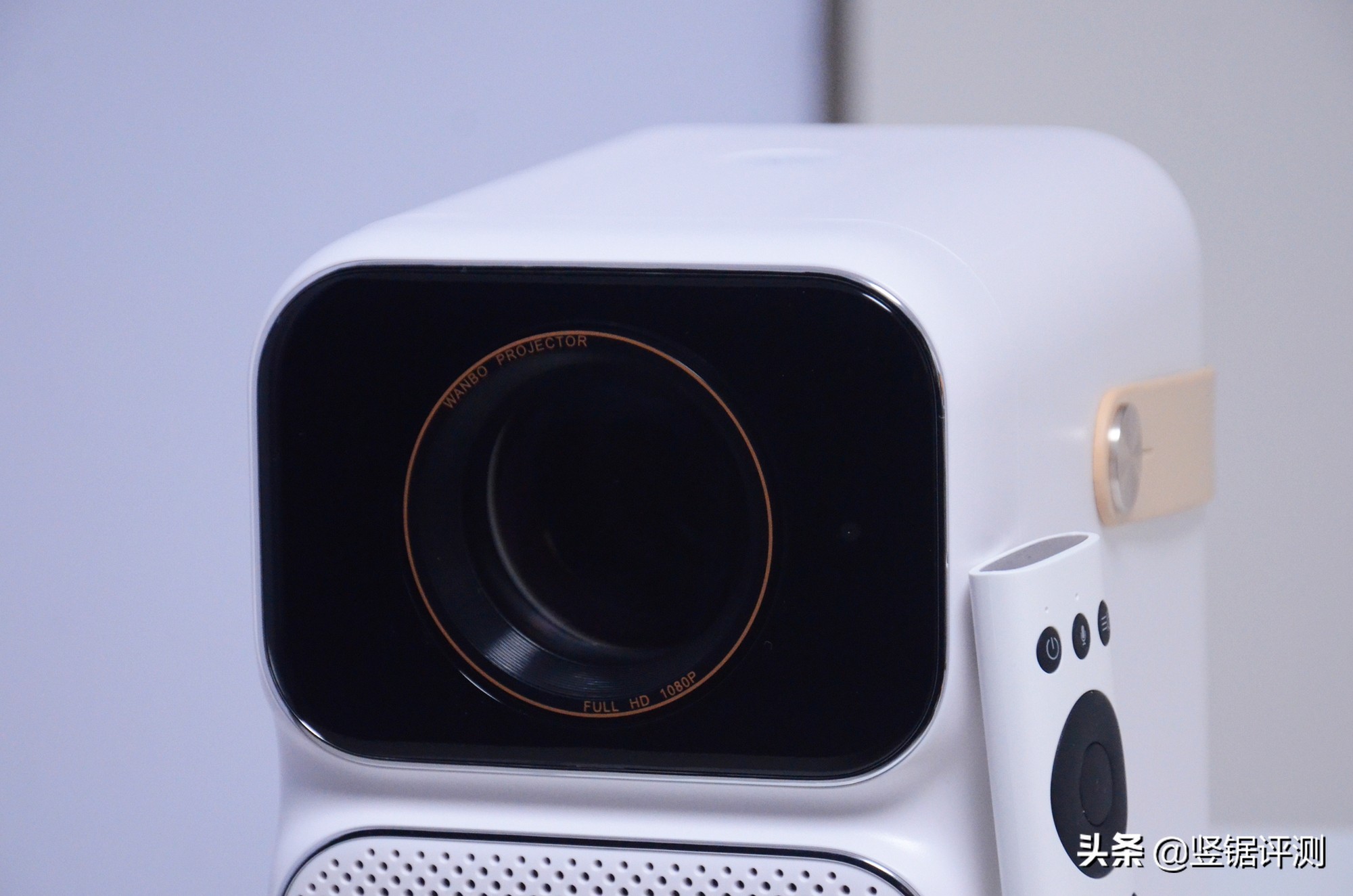 千元极米投影仪,千元价位智能投影仪