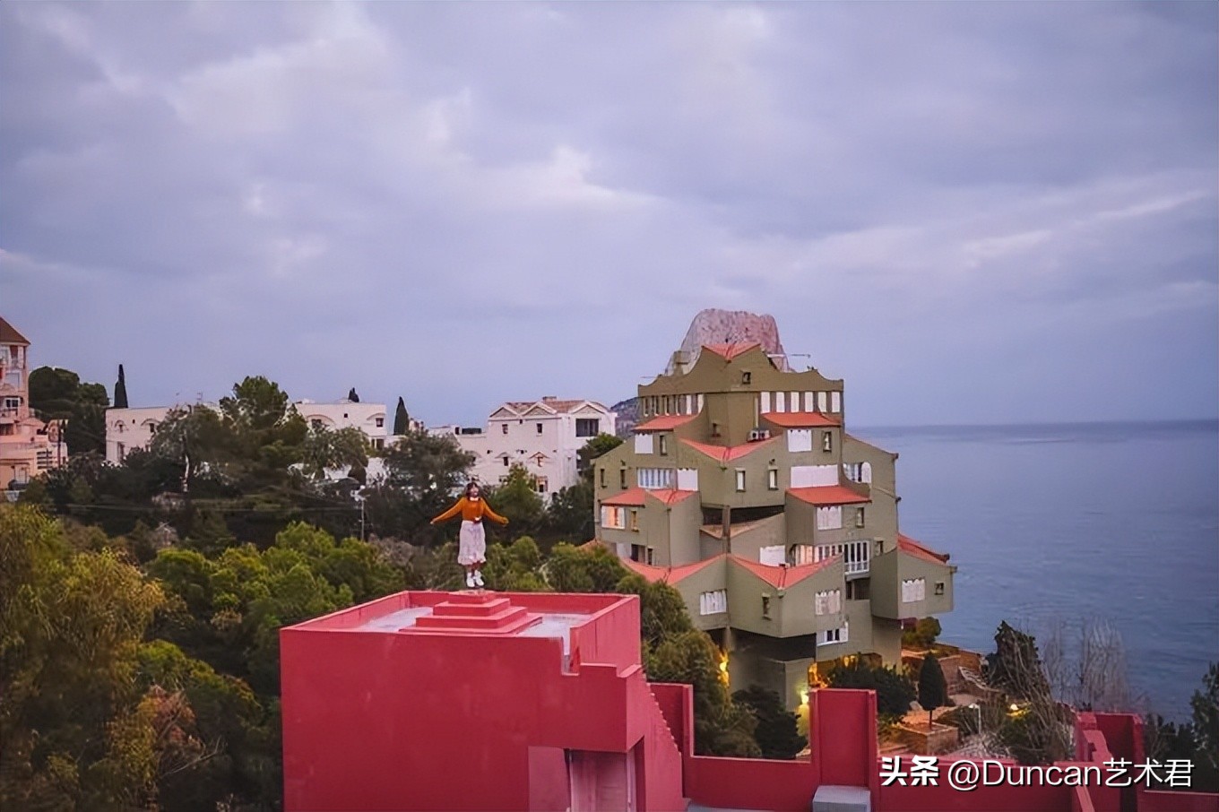 西班牙海边的纪念碑谷,西班牙海岸纪念碑谷