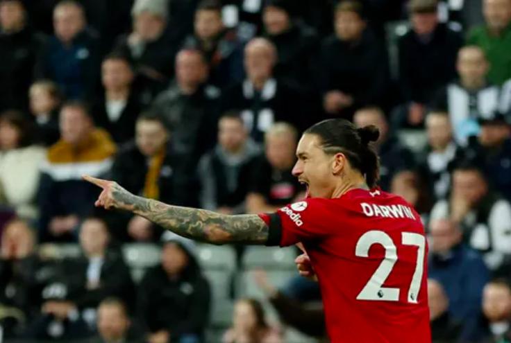 利物浦英超联赛不败纪录终结,利物浦冲击英超史上最强开局