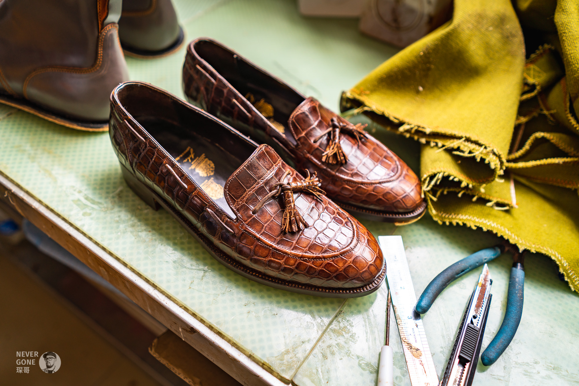 探鞋工厂,工装靴专业品牌