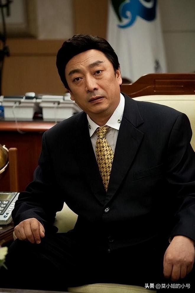 15天内14位名人相继离世，有6人还未到60岁，网红悠悠妈令人惋惜