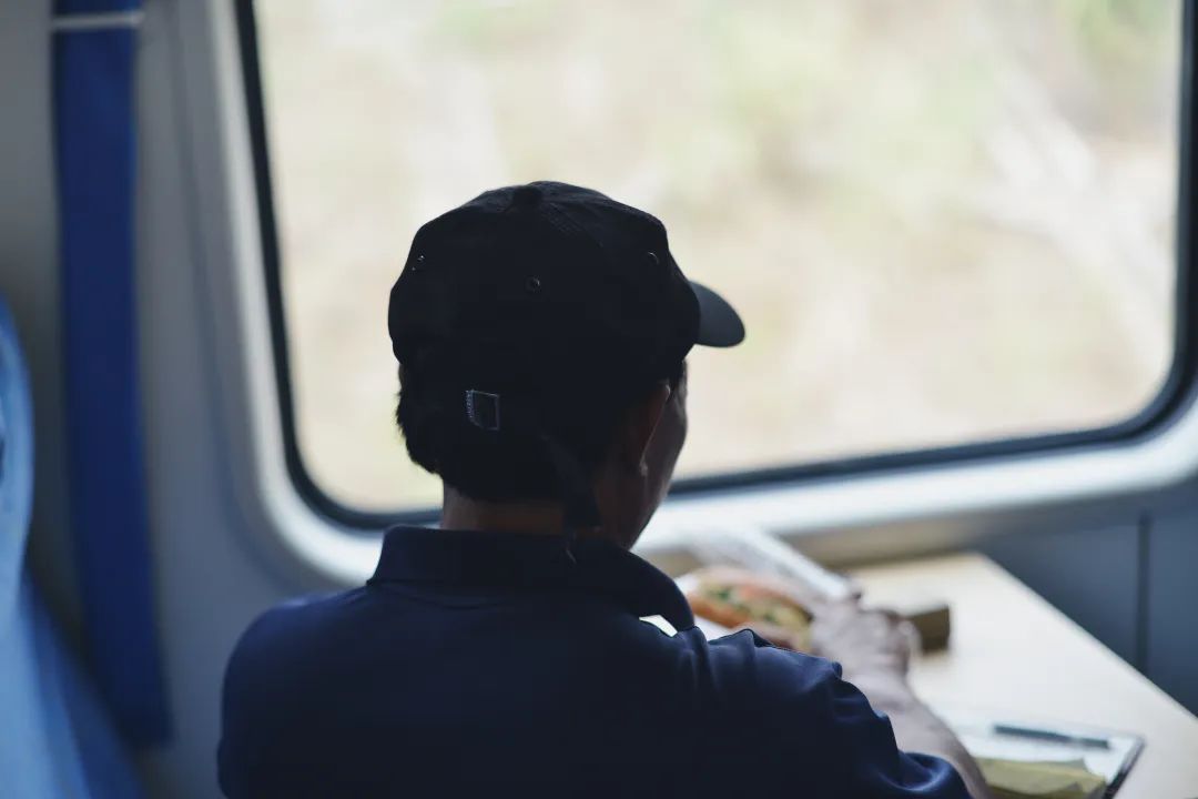 老挝的高铁到中国,中国发往老挝的列车