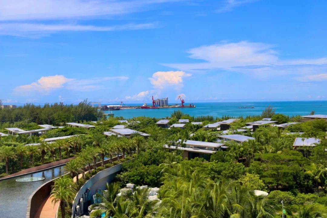 三亚皇冠假日酒店隔离免费,三亚隔离酒店免费么