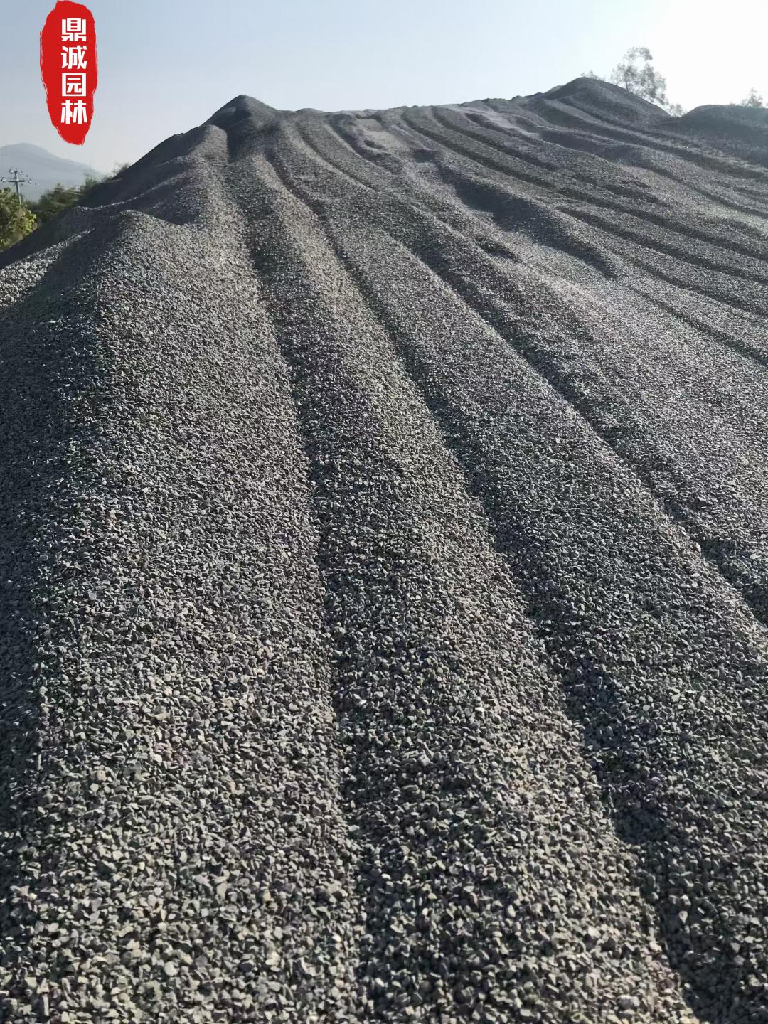 庭院砾石简易铺设方法 (10平米需要多少砾石铺设)