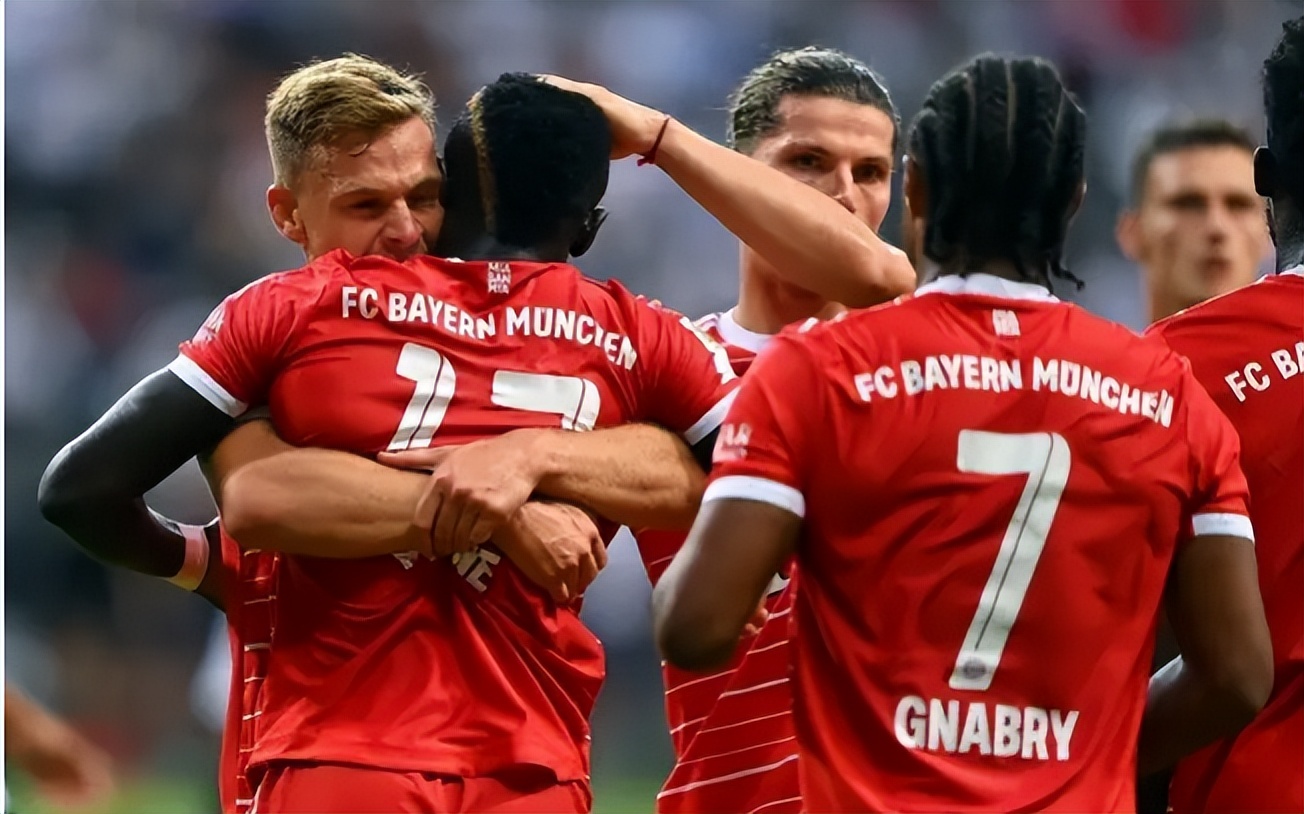 莱万破门穆西亚拉,穆西亚拉小鹿斑比莱万