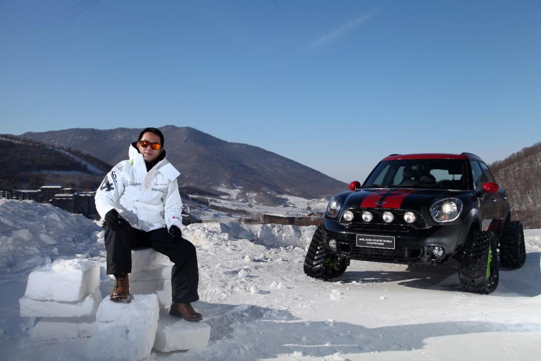 冰雪之上完整版,冰雪路面如履平地的车