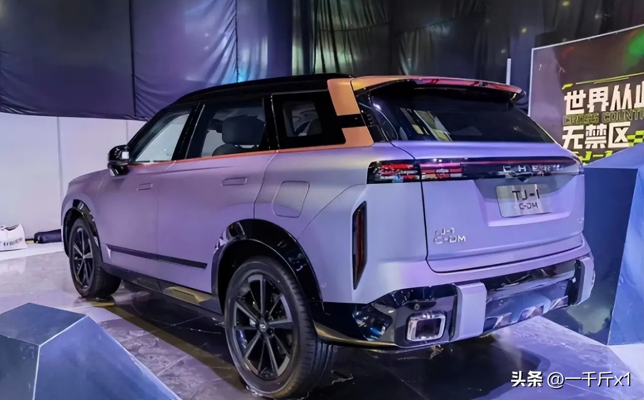 酷似揽胜红色车,十来万像揽胜的越野