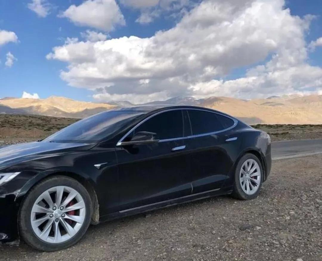 特斯拉百公里3.5秒油耗,特斯拉model3油耗