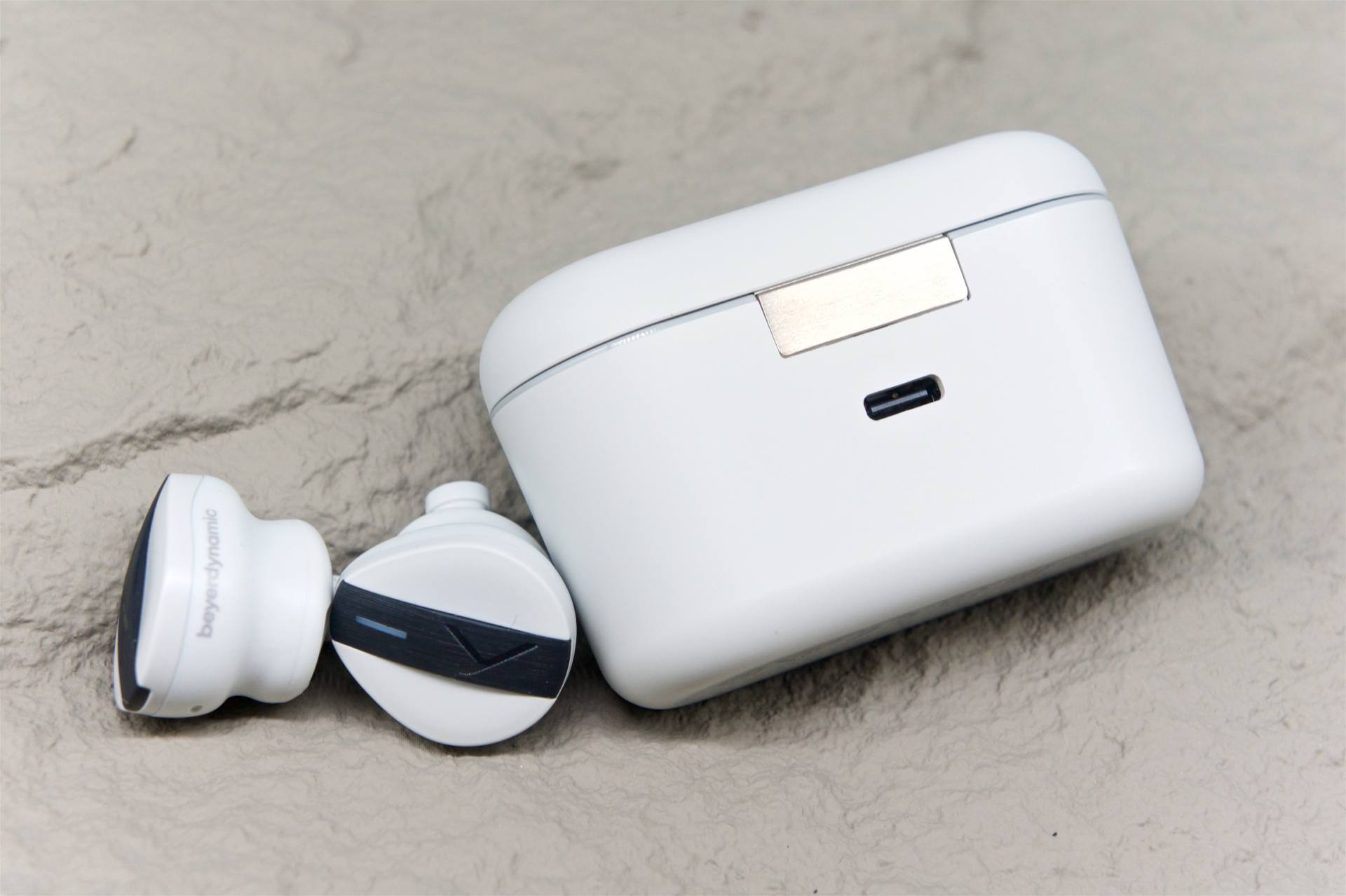 拜雅freebyrd怎样,拜雅FREEBYRD降噪耳机