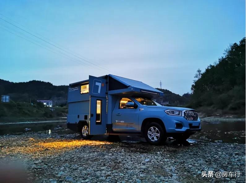 13万b型房车有几款可选,大通旅行家v90房车2021年