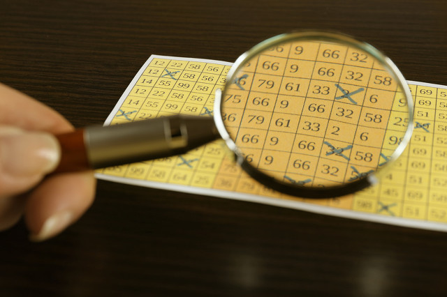 靠彩票一夜暴富走上人生巅峰,湖南小伙发现彩票诀窍