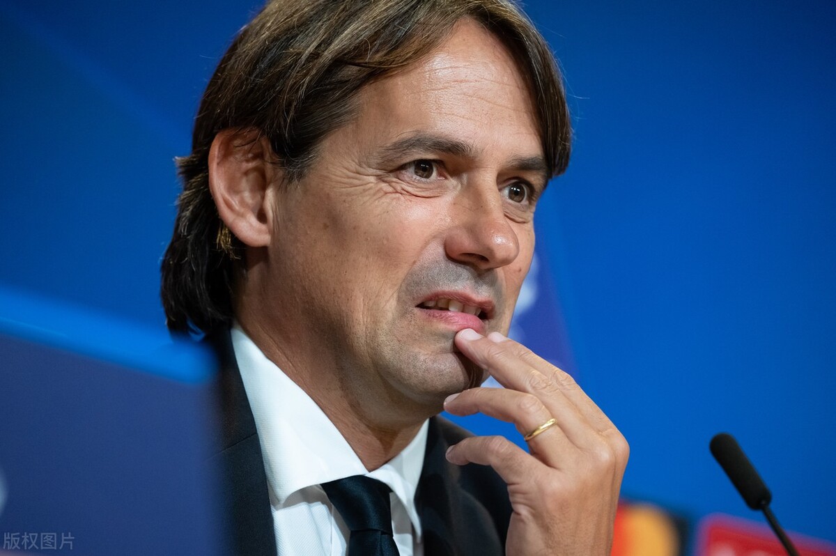 又卖主力套现！国米抛售顶级世界杯国脚，卧龙凤雏却留着当宝贝！