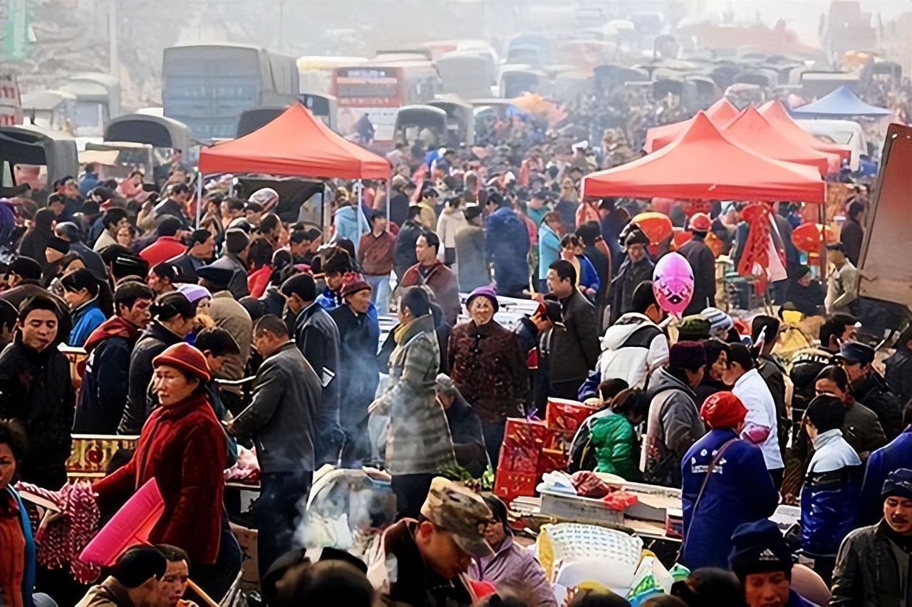 提醒大家：农村大集上的这四样物品不要买回家，十有八九都是假的