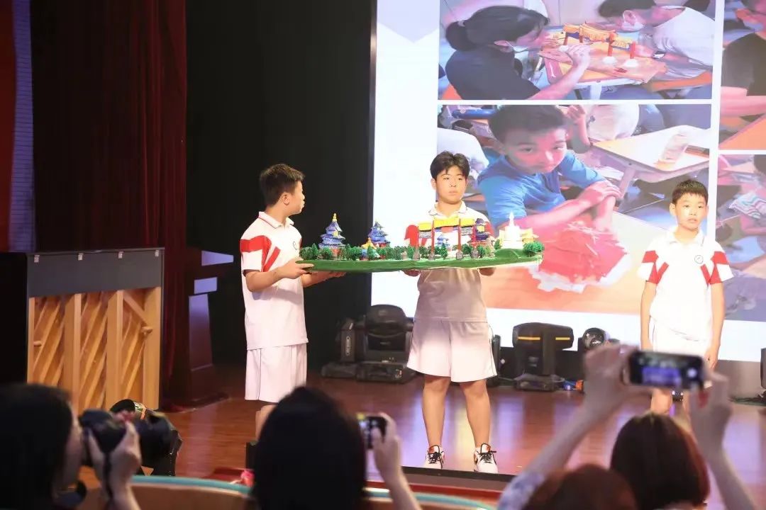 田园种植、家庭劳动……来看亦城学子的劳动生活~