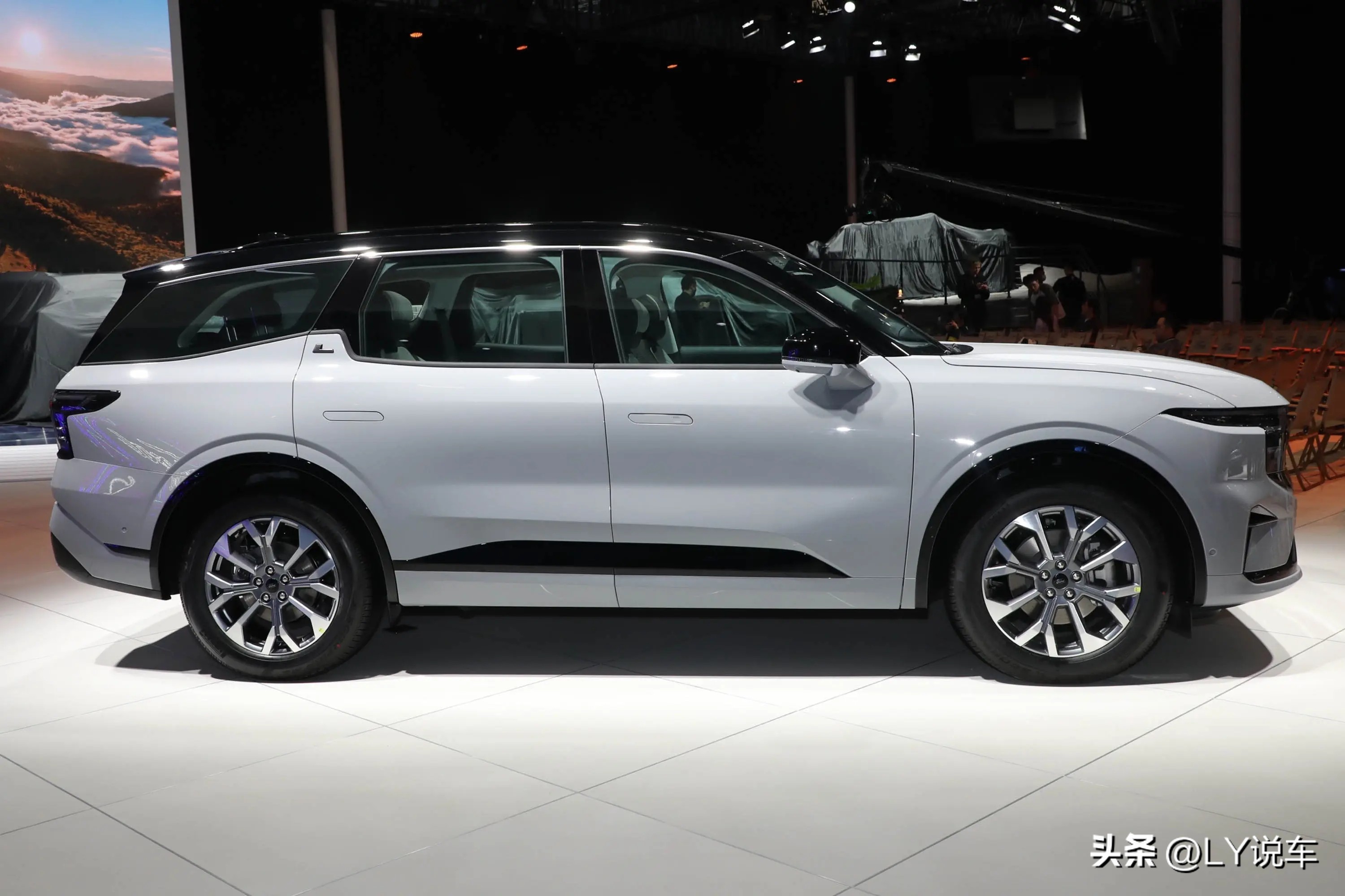 2.0t加92油动力强劲的7座suv,动力最强的7座suv