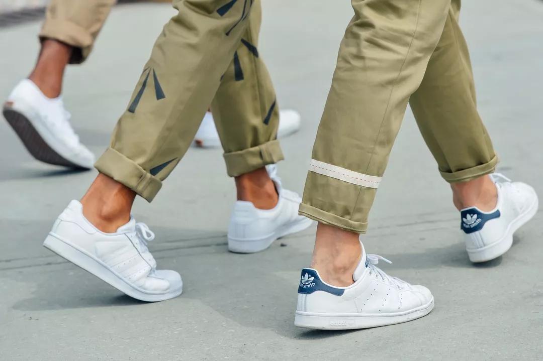 小白鞋鞋子大一点怎么办,小白鞋小了怎么办