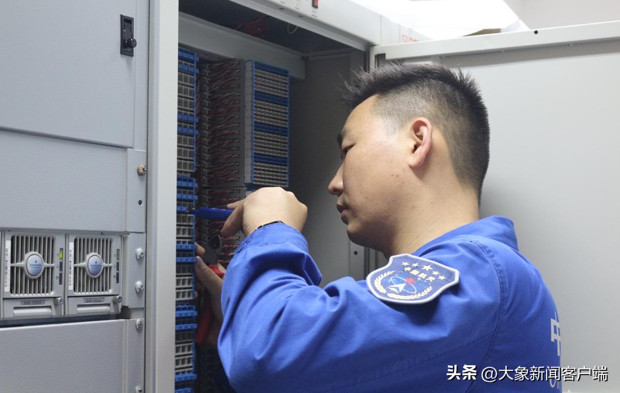 象·面孔丨天舟五号通信系统的“排头兵”:他们是发射场的“千里眼”和“顺风耳”