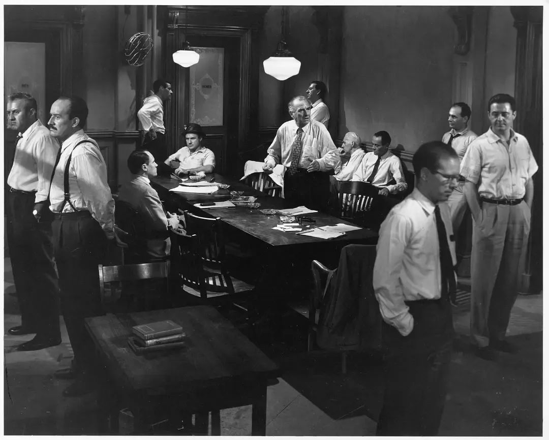 西德尼·吕美特电影制作,十二怒汉俄版哪个好看