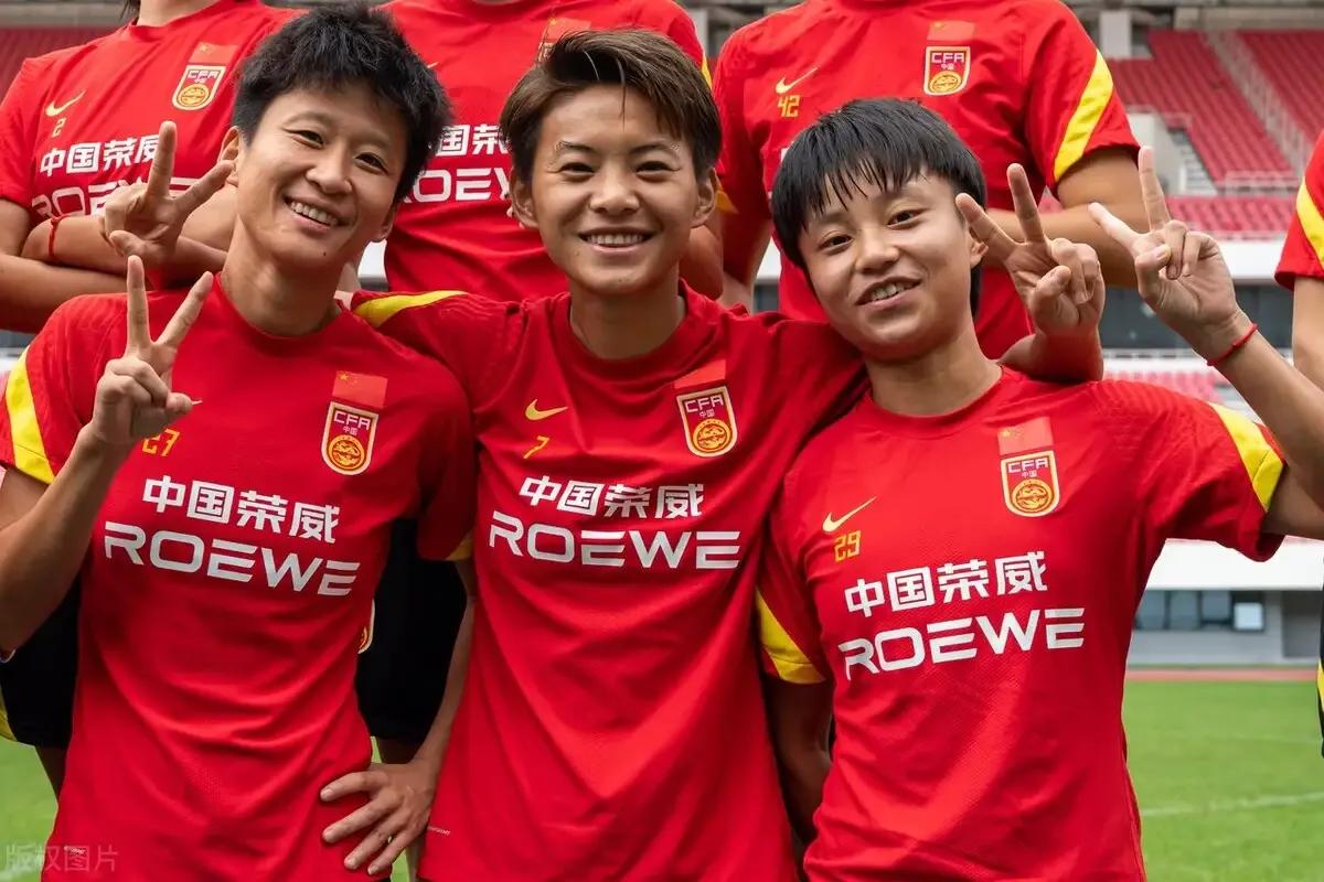 为足球而生的人,真正热爱足球的女孩