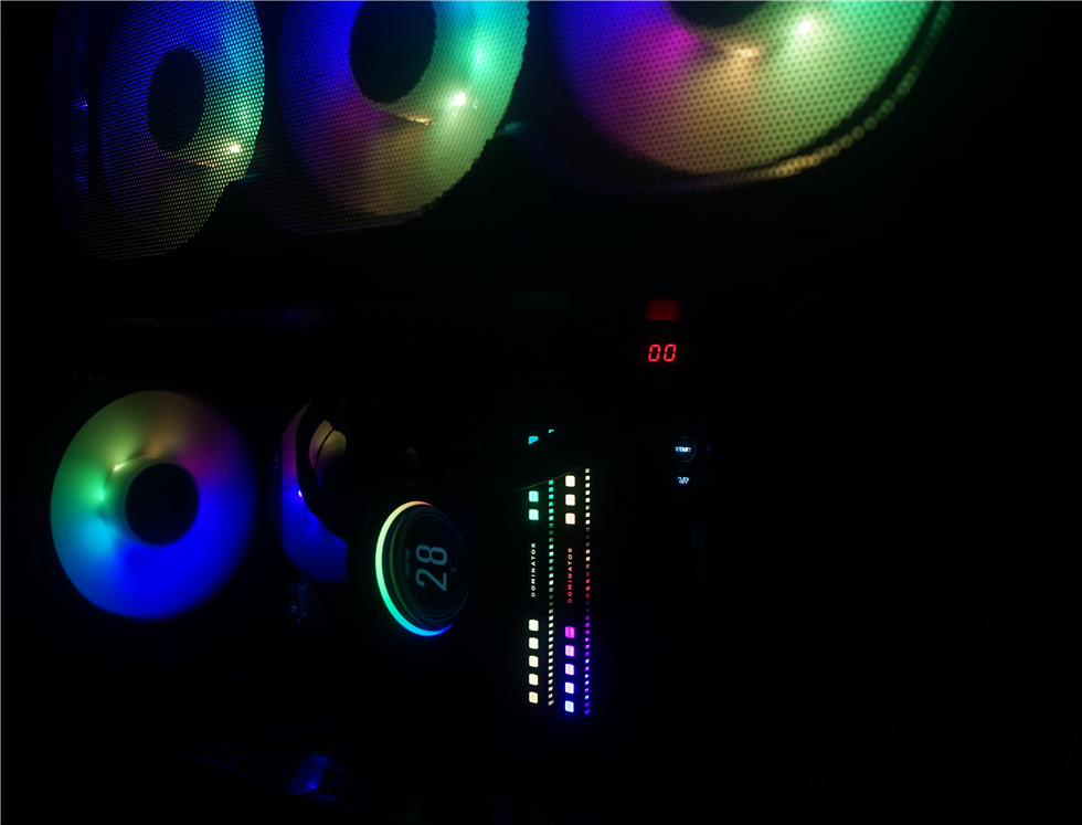 体验海盗船LCD冷头——Z690Hero+TUFGaming3070Ti+迎广515装机记