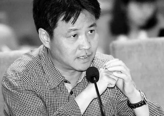 富人眼中的许三观卖血记,许三观卖血记在命运中挣扎的人