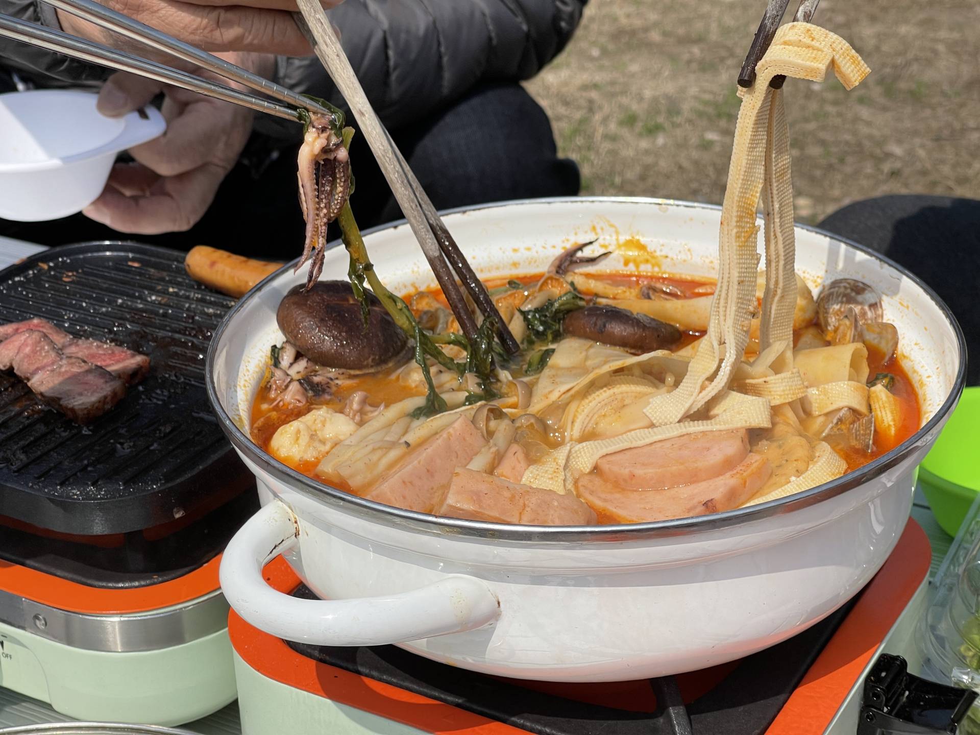 如何挑选一款好的珐琅锅,如何挑选一款性价比高的珐琅锅