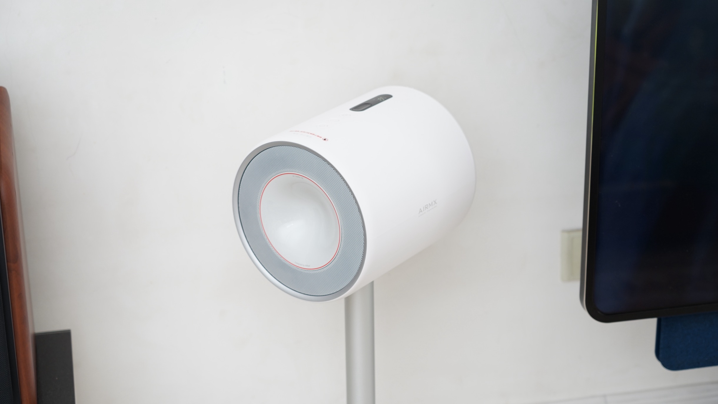 冬天家用电暖器哪种好,寒冬必备3秒速热暖风机