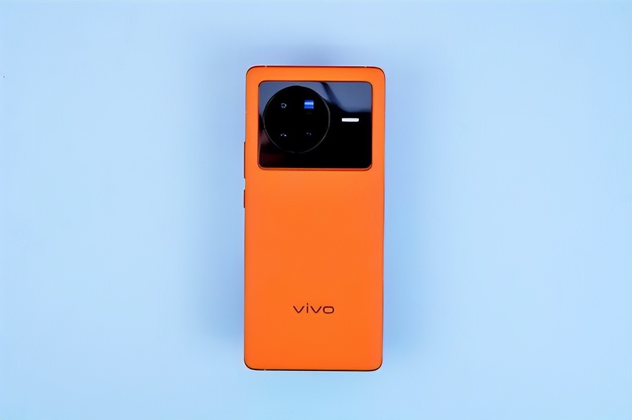 iqoo10和vivox80哪个值得入手,iqoo10和vivox80日常怎么选