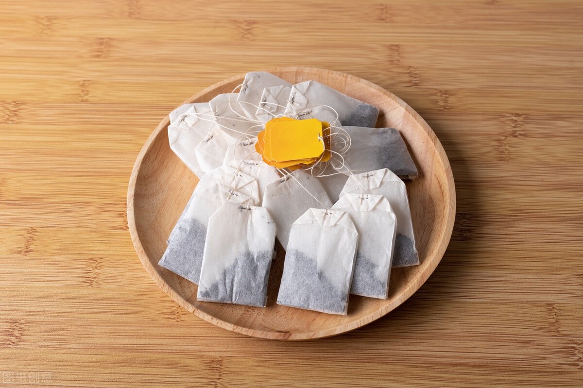 鞋子臭味最简单有效消除,不管鞋子有多脏用上这个方法