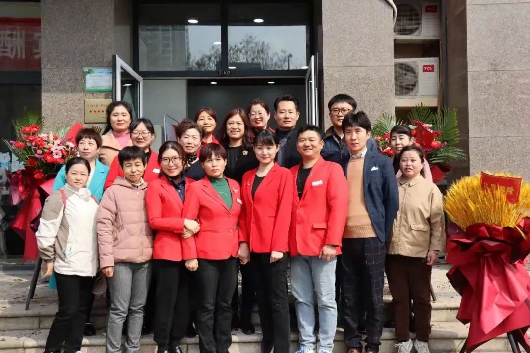 大嫂何霞,山东大嫂家政服务有限公司何霞