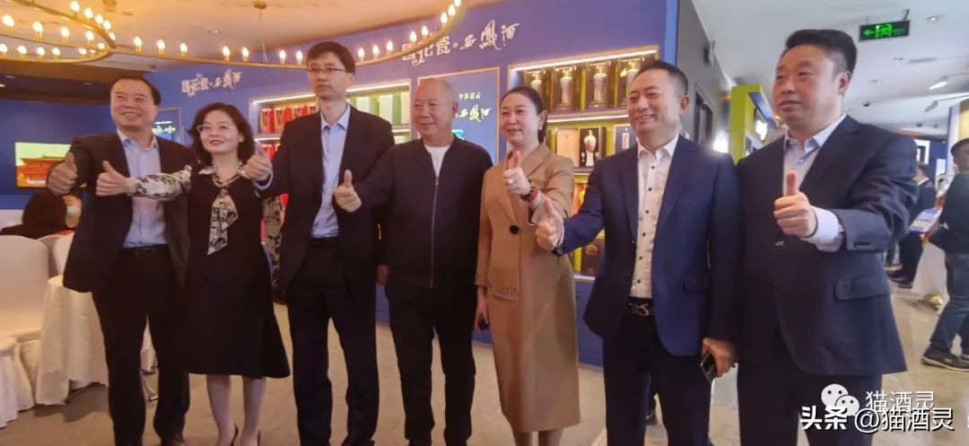 国花瓷西凤酒代理商,陕西国花瓷西凤酒营销推介