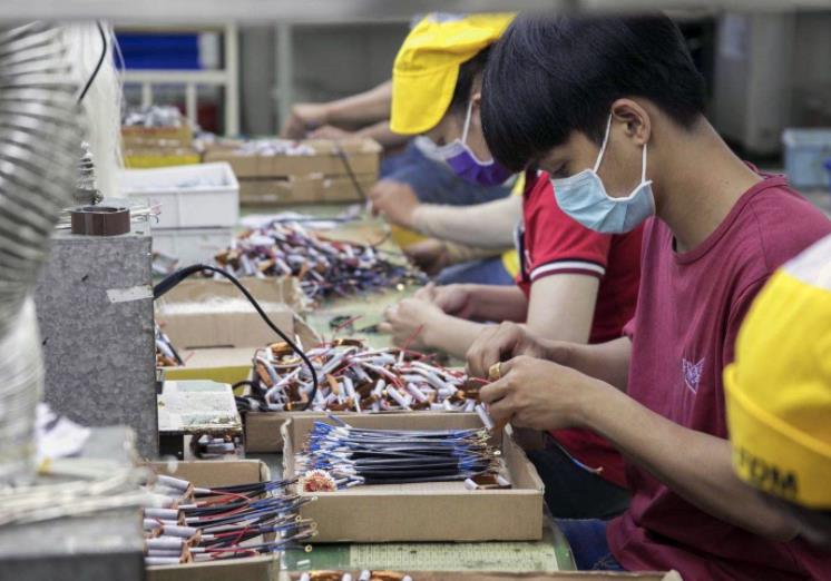 耐克阿迪最新现状和未来 (苹果和阿迪耐克一样吗)