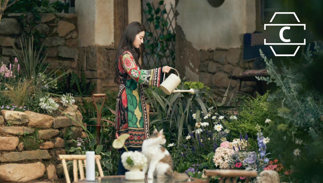 在网上卖土,靠卖土一个月赚2000万