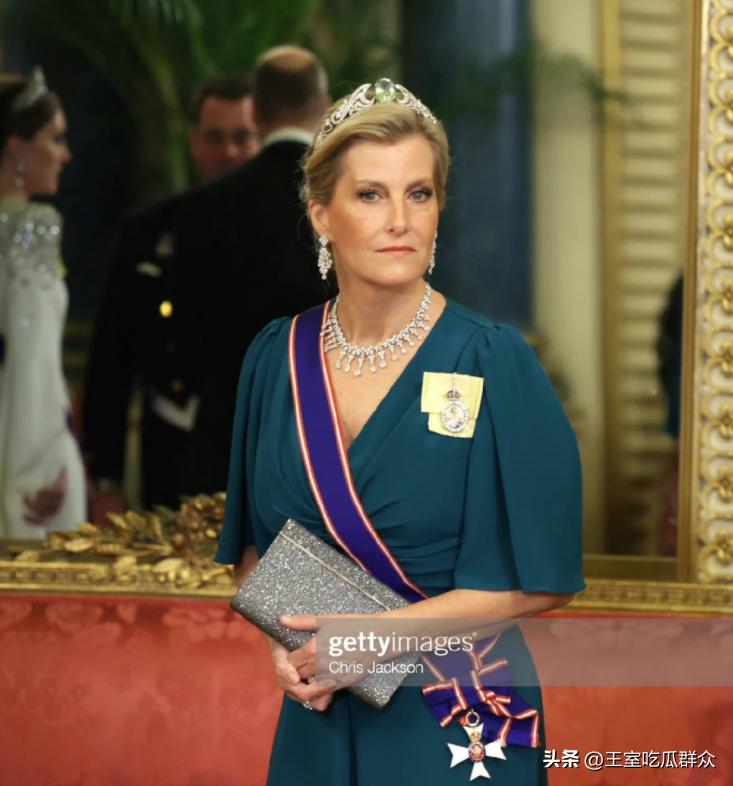 安妮公主参加查尔斯加冕,安妮公主加冕