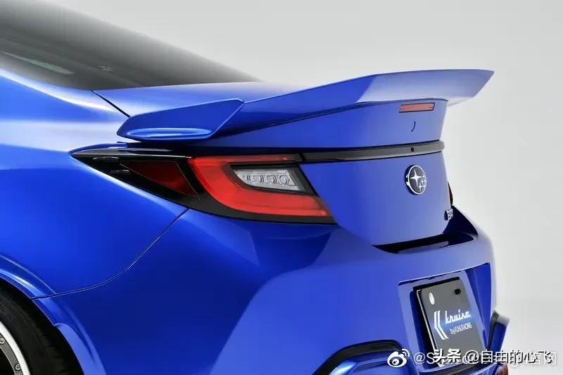 金色车衣斯巴鲁brz,2023款斯巴鲁brz大包围