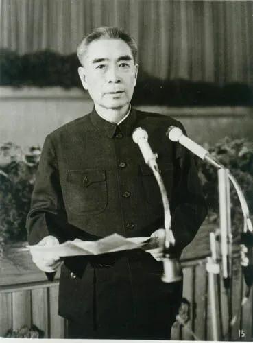 从台湾厅到蔡省三，从重庆谈判到临终驻足，周恩来让人肃然起敬