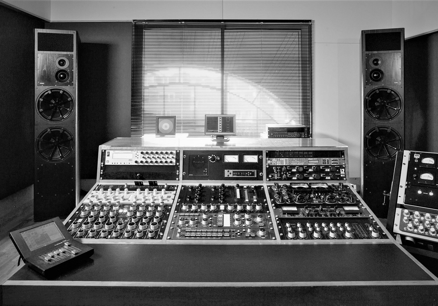 pmc音响,英国pmc2522i测试视频