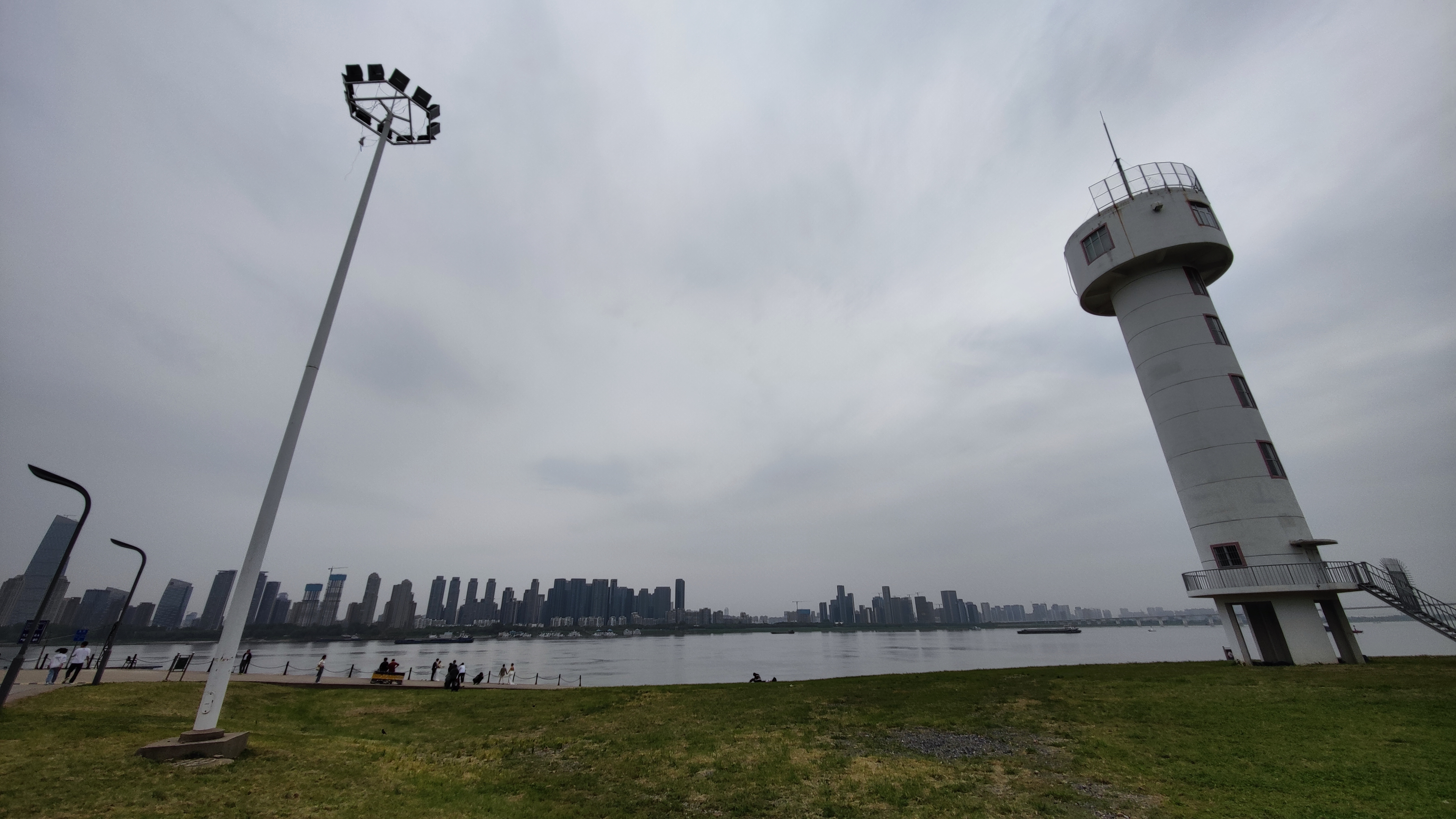 武汉青山江滩攻略,五一武汉青山江滩