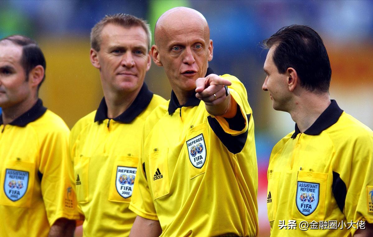 吹罚一场业余比赛多少钱,吹一场足球裁判多少钱