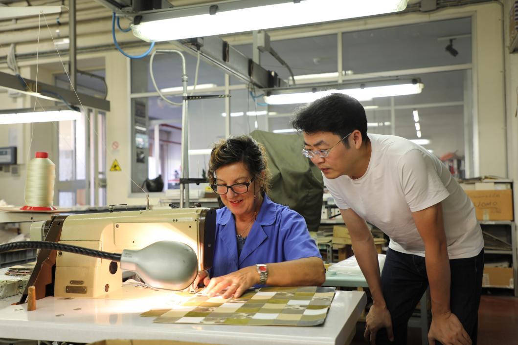 鐧藉皬t鎶撲綇鏃朵唬鑴夋悘鎴愪负鍥借揣涔嬪厜,鐧藉皬t娓呬粨