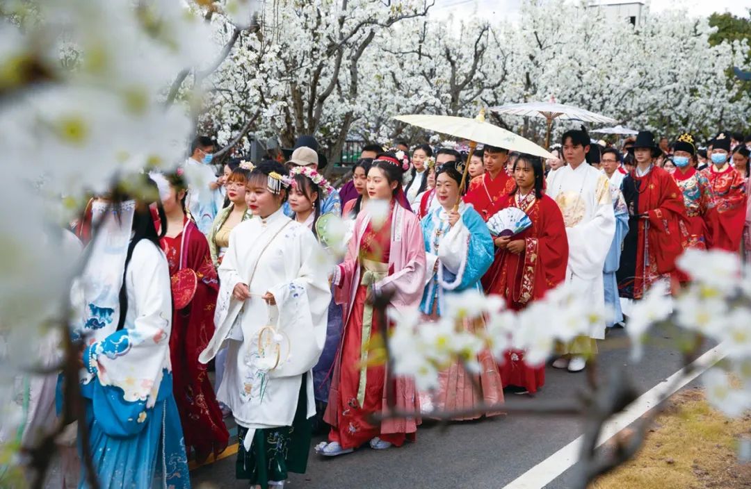精致穷人的钱都花哪儿了,精致穷人的背后感悟